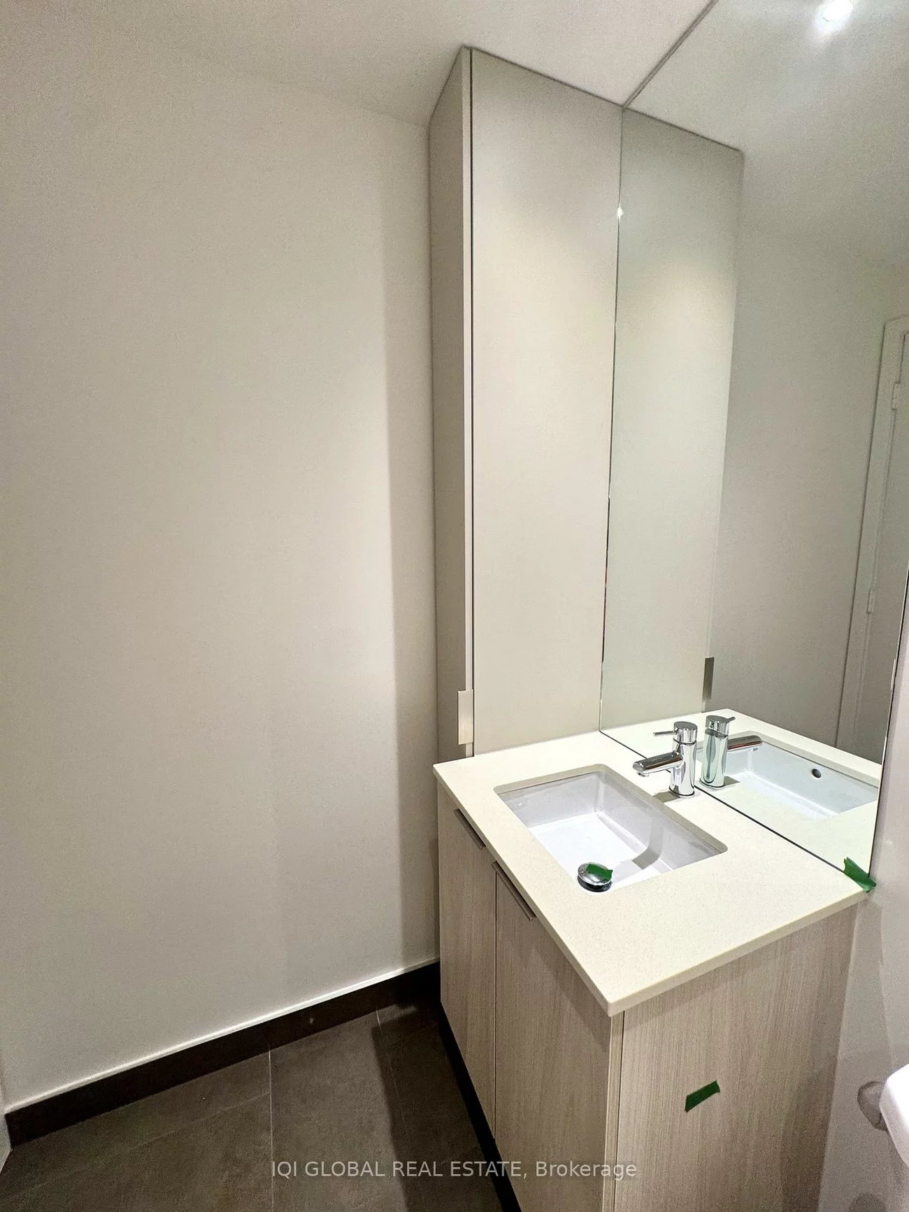 448, Burnhamthorpe, City Centre, Mississauga