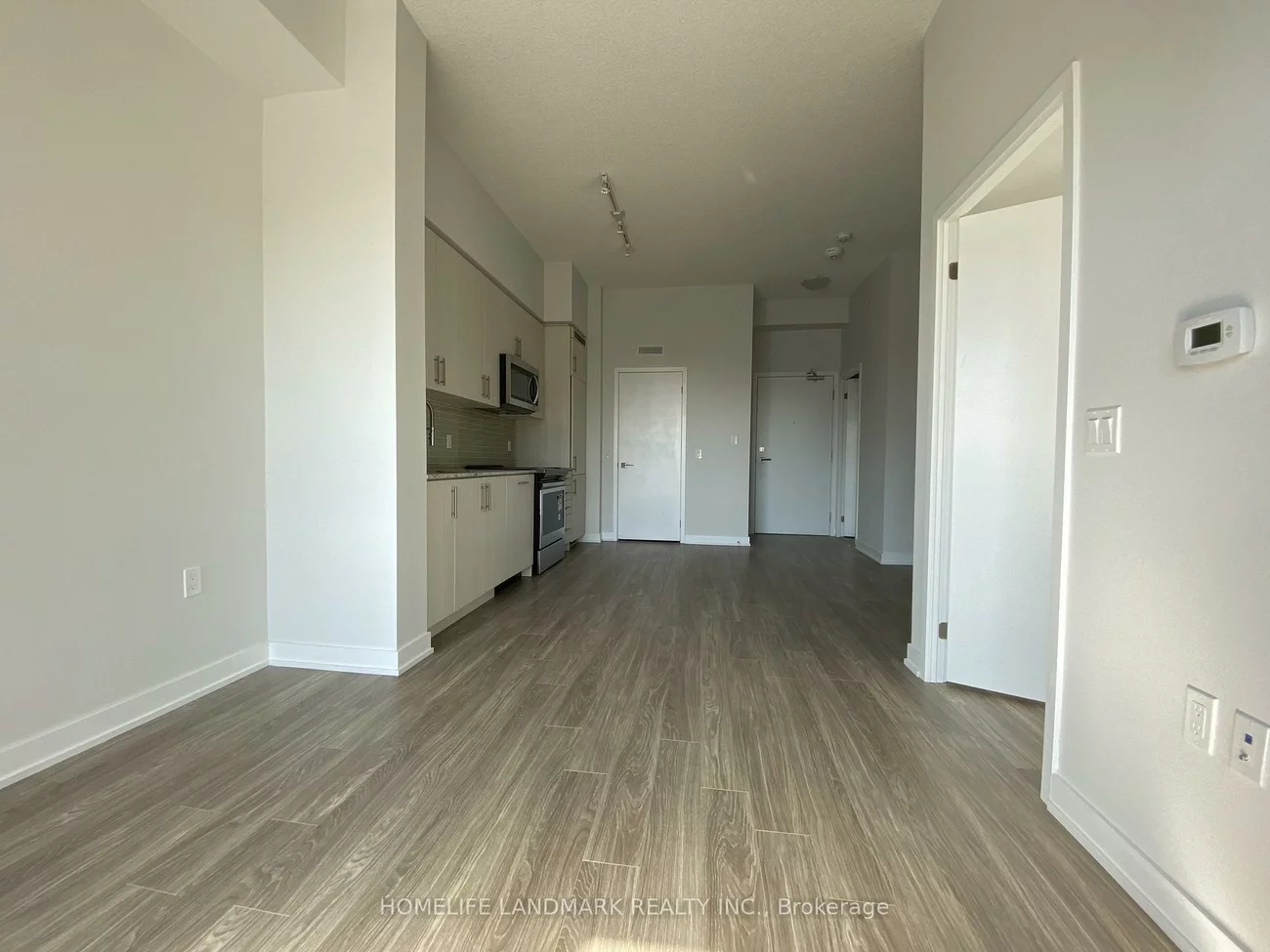 4055, Parkside Village, Creditview, Mississauga