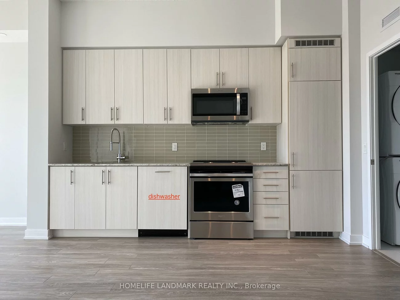 4055, Parkside Village, Creditview, Mississauga