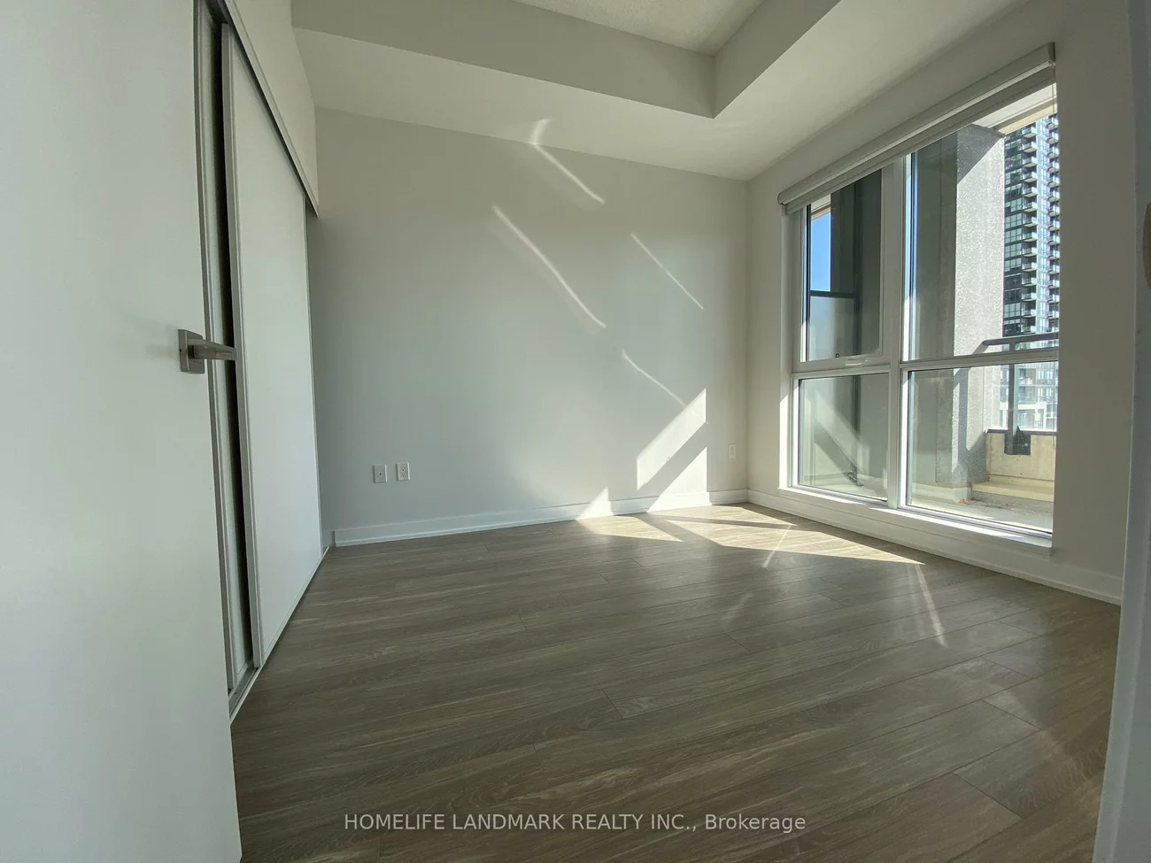 4055, Parkside Village, Creditview, Mississauga