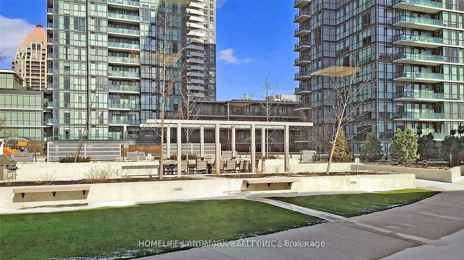 4055, Parkside Village, Creditview, Mississauga