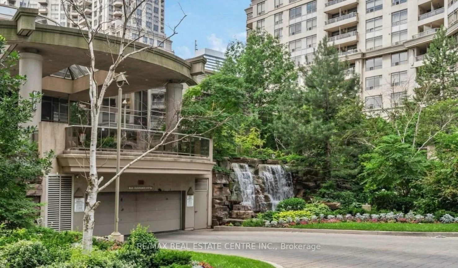 3880, Duke Of York, City Centre, Mississauga