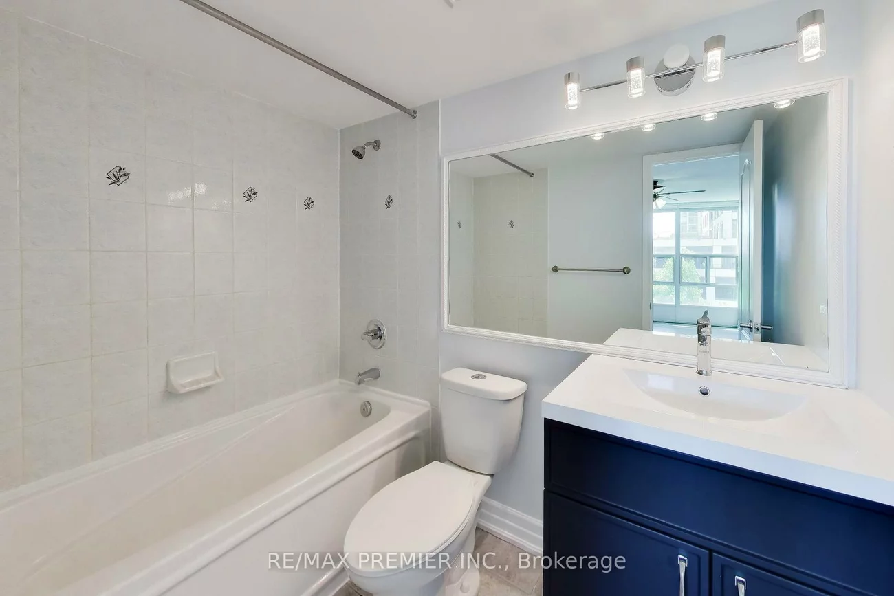 33, Elm, City Centre, Mississauga