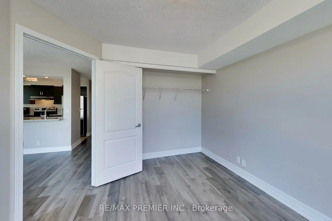 33, Elm, City Centre, Mississauga