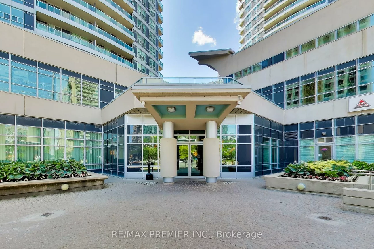 33, Elm, City Centre, Mississauga