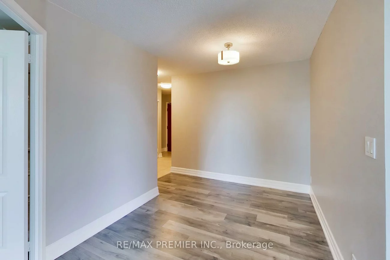 33, Elm, City Centre, Mississauga