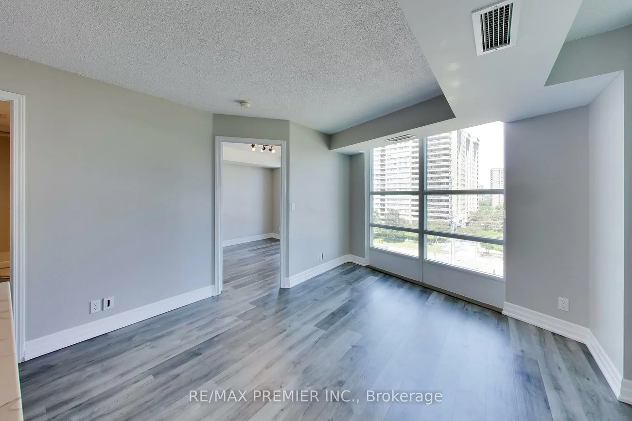 33, Elm, City Centre, Mississauga