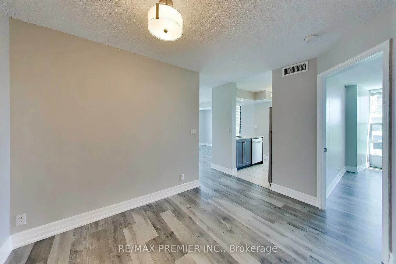 33, Elm, City Centre, Mississauga