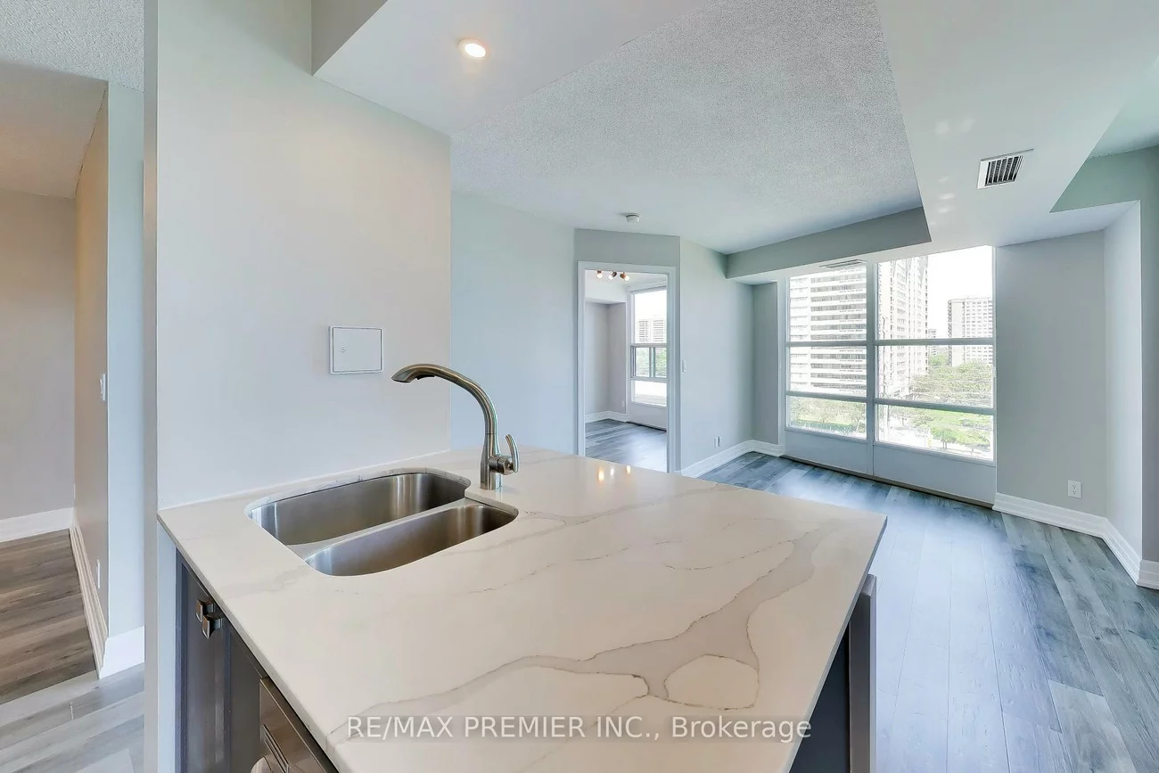 33, Elm, City Centre, Mississauga