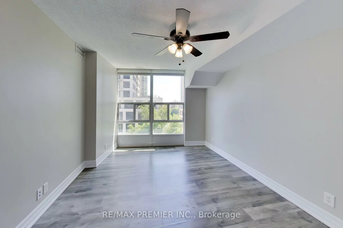 33, Elm, City Centre, Mississauga