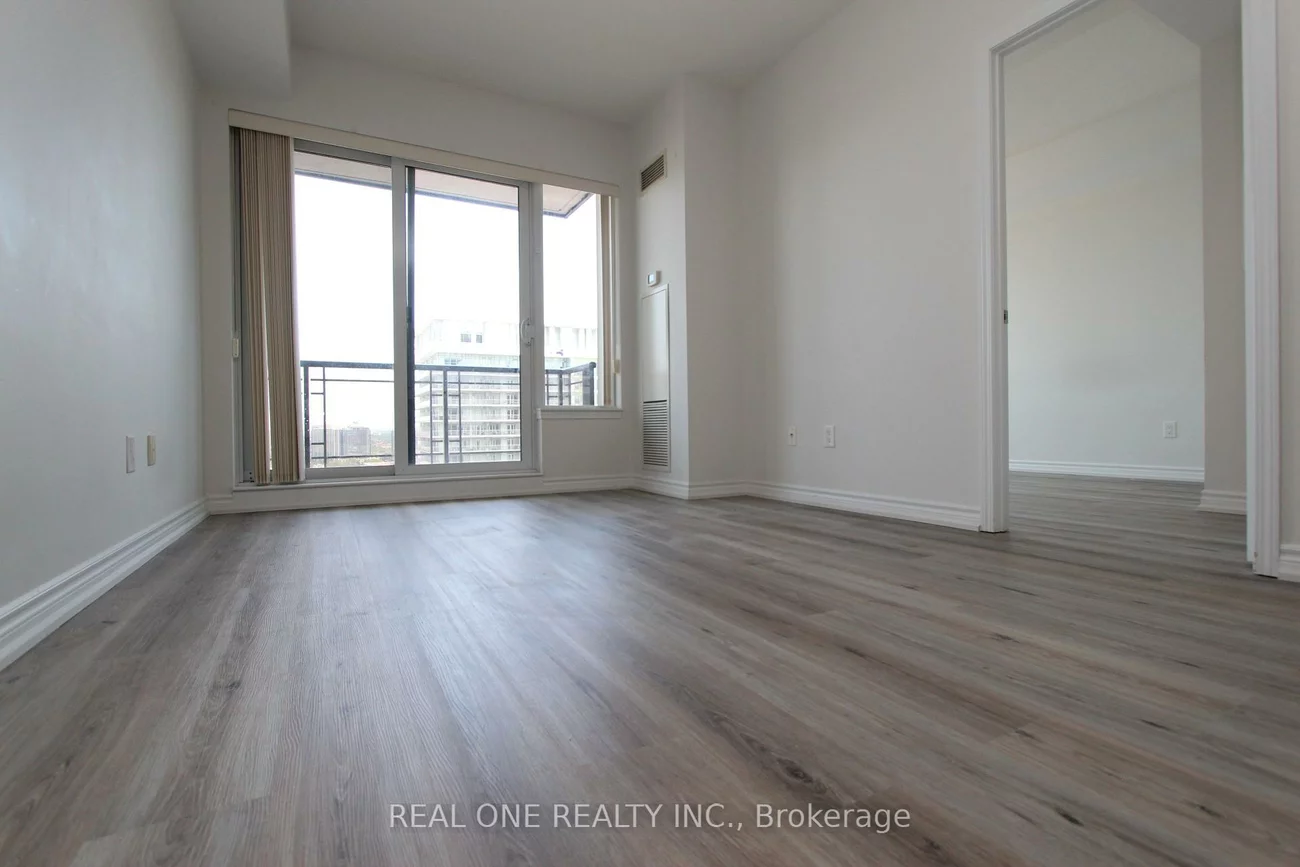 385, Prince Of Wales, City Centre, Mississauga