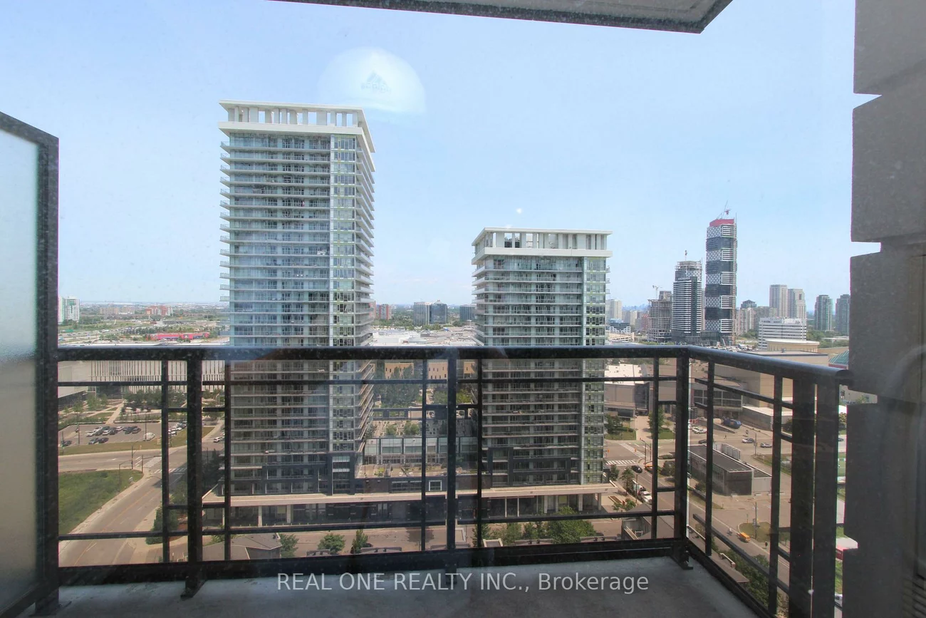 385, Prince Of Wales, City Centre, Mississauga