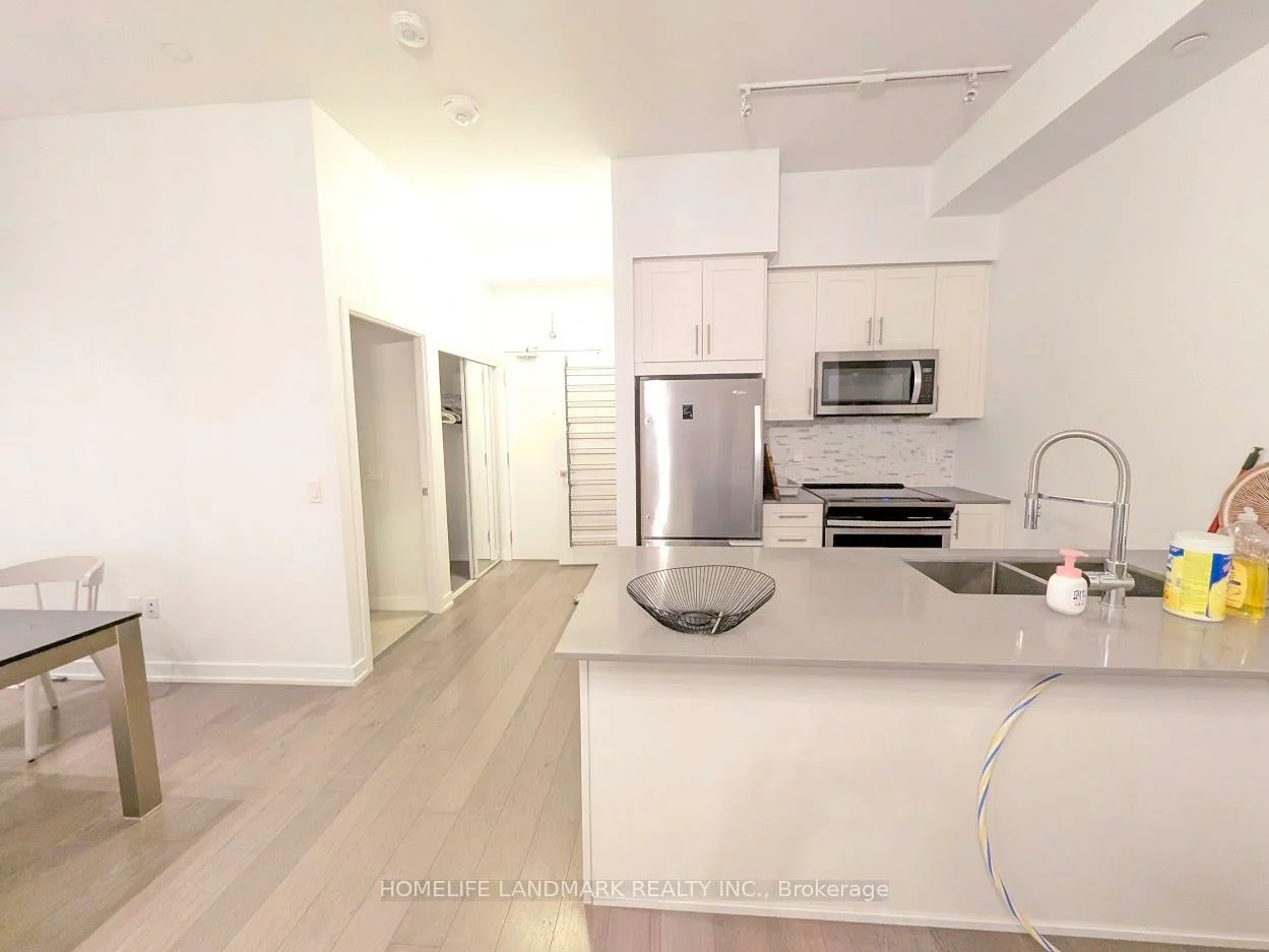 4055, Parkside Village, City Centre, Mississauga