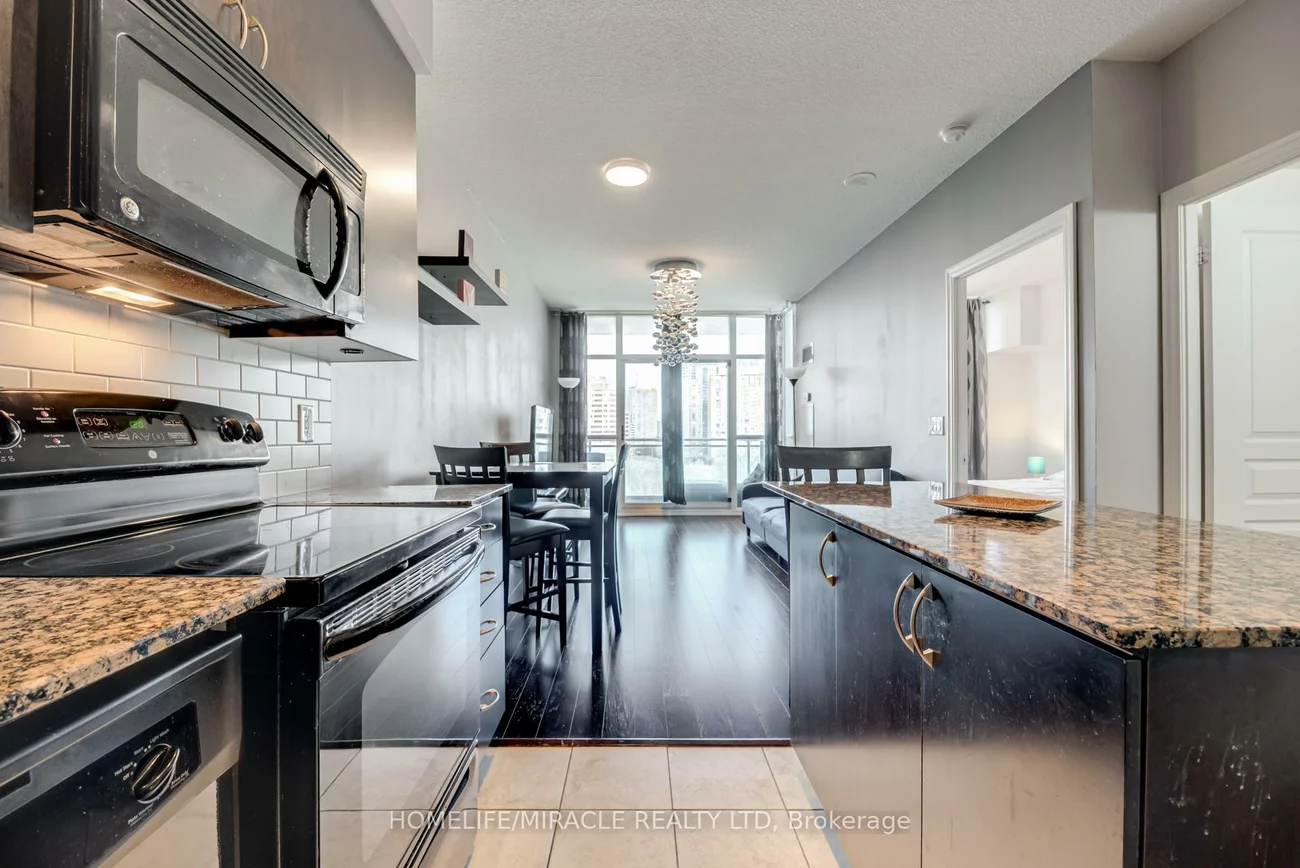 223, Webb, City Centre, Mississauga