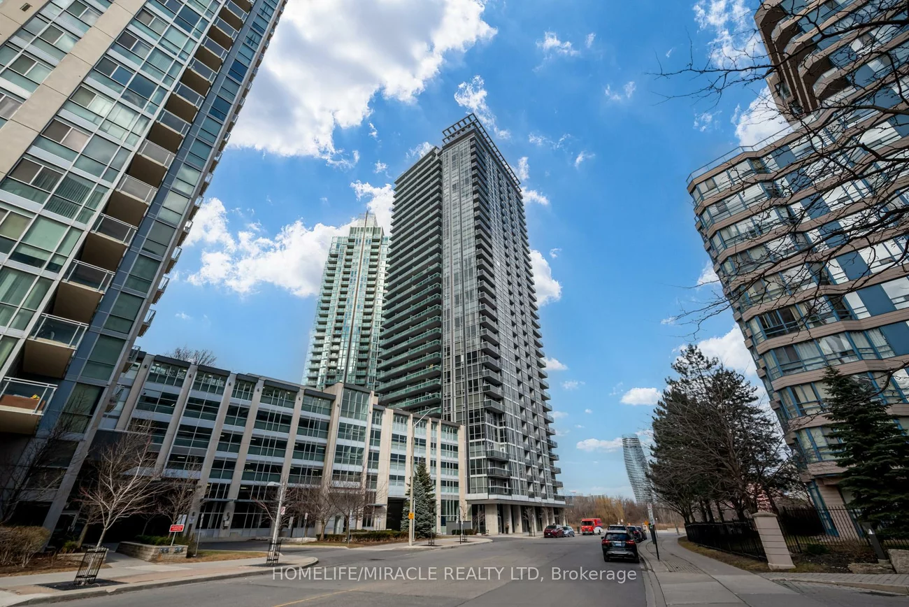 223, Webb, City Centre, Mississauga