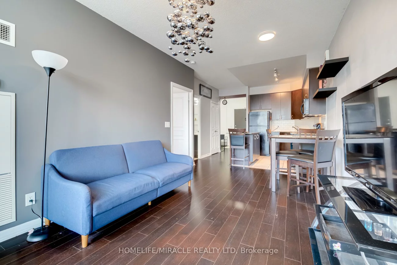 223, Webb, City Centre, Mississauga