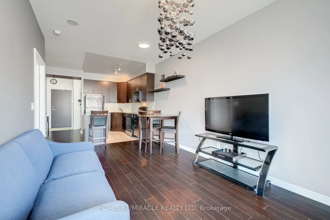 223, Webb, City Centre, Mississauga