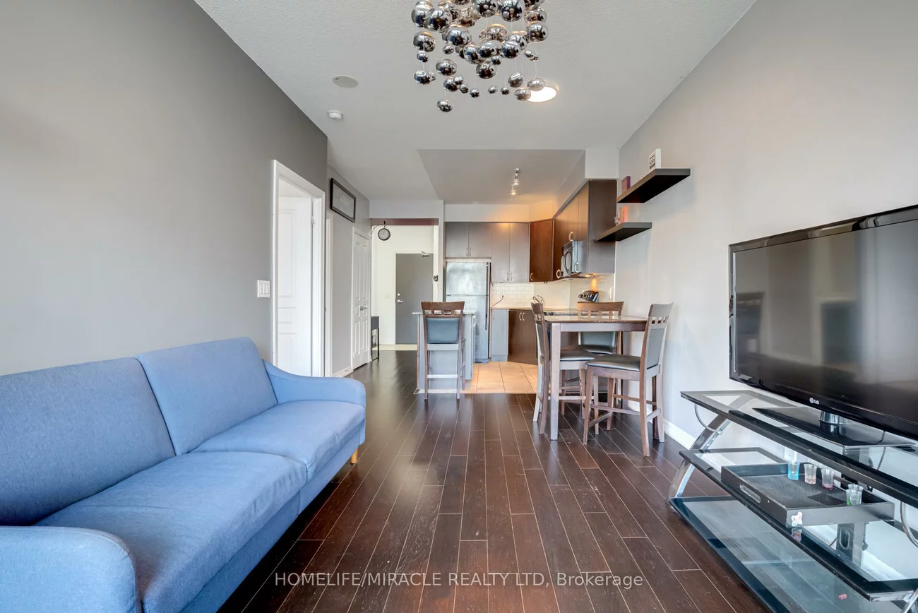 223, Webb, City Centre, Mississauga