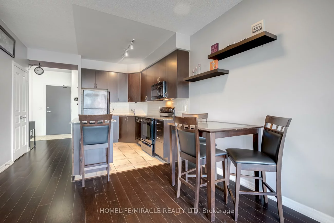 223, Webb, City Centre, Mississauga