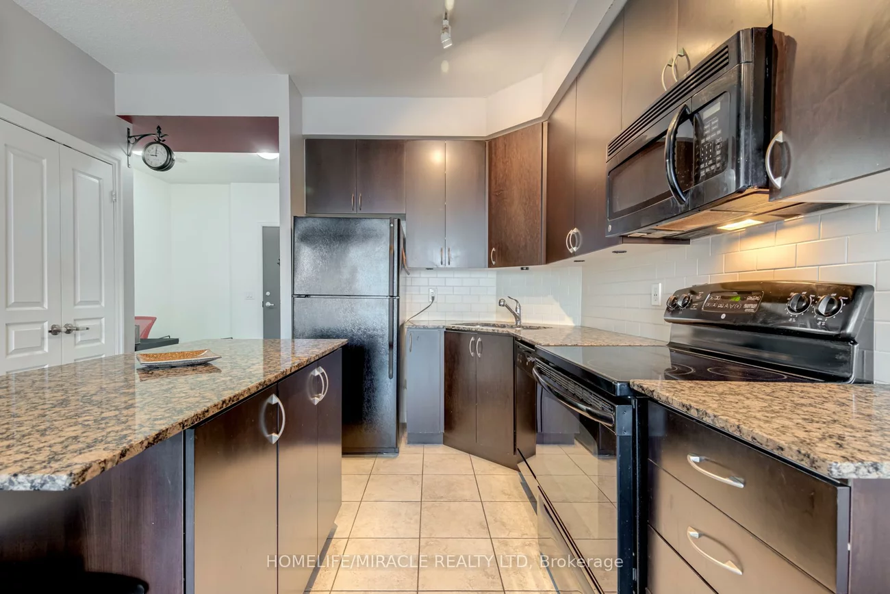 223, Webb, City Centre, Mississauga