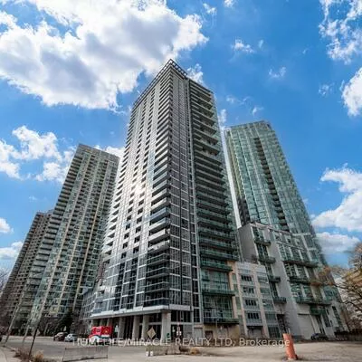 223, Webb, City Centre, Mississauga