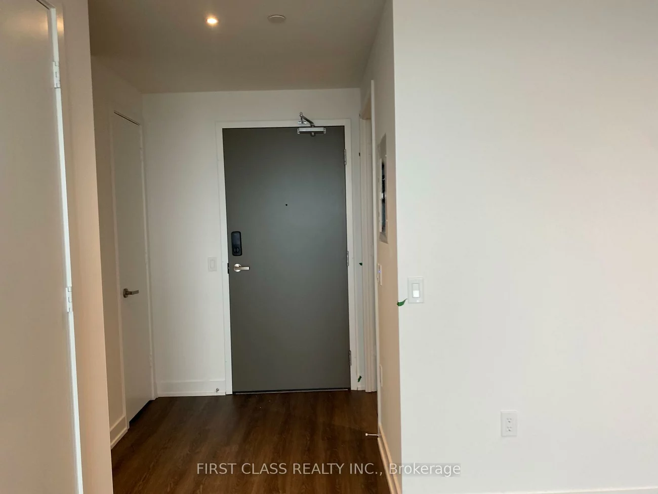 448, Burnhamthorpe, City Centre, Mississauga