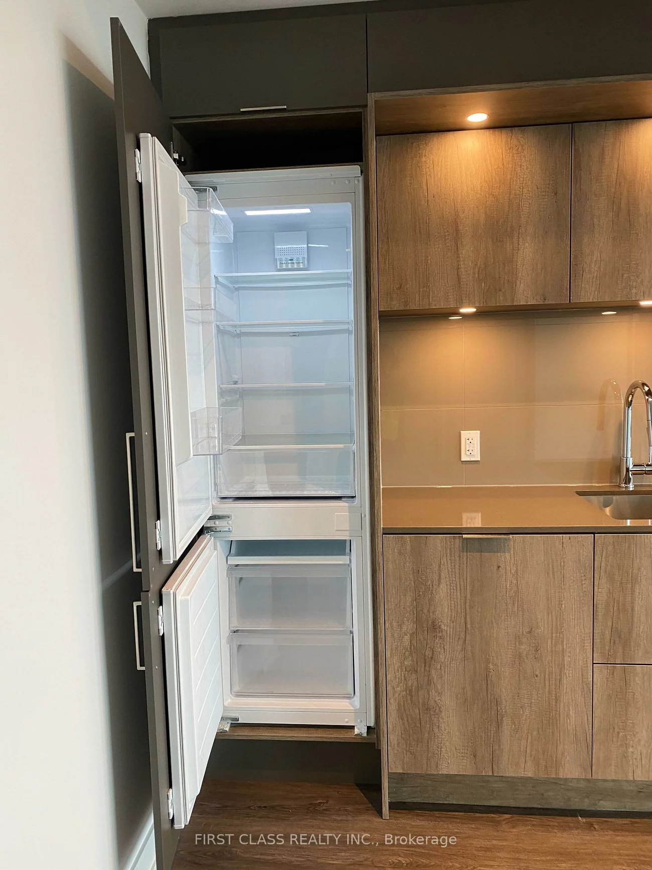 448, Burnhamthorpe, City Centre, Mississauga