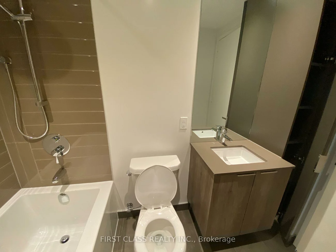 448, Burnhamthorpe, City Centre, Mississauga