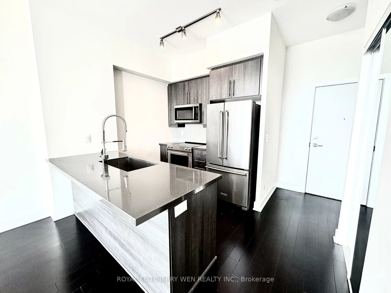 510, Curran, City Centre, Mississauga