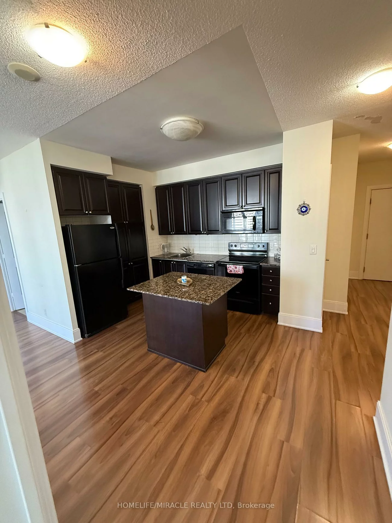 330, Burnhamthorpe, City Centre, Mississauga