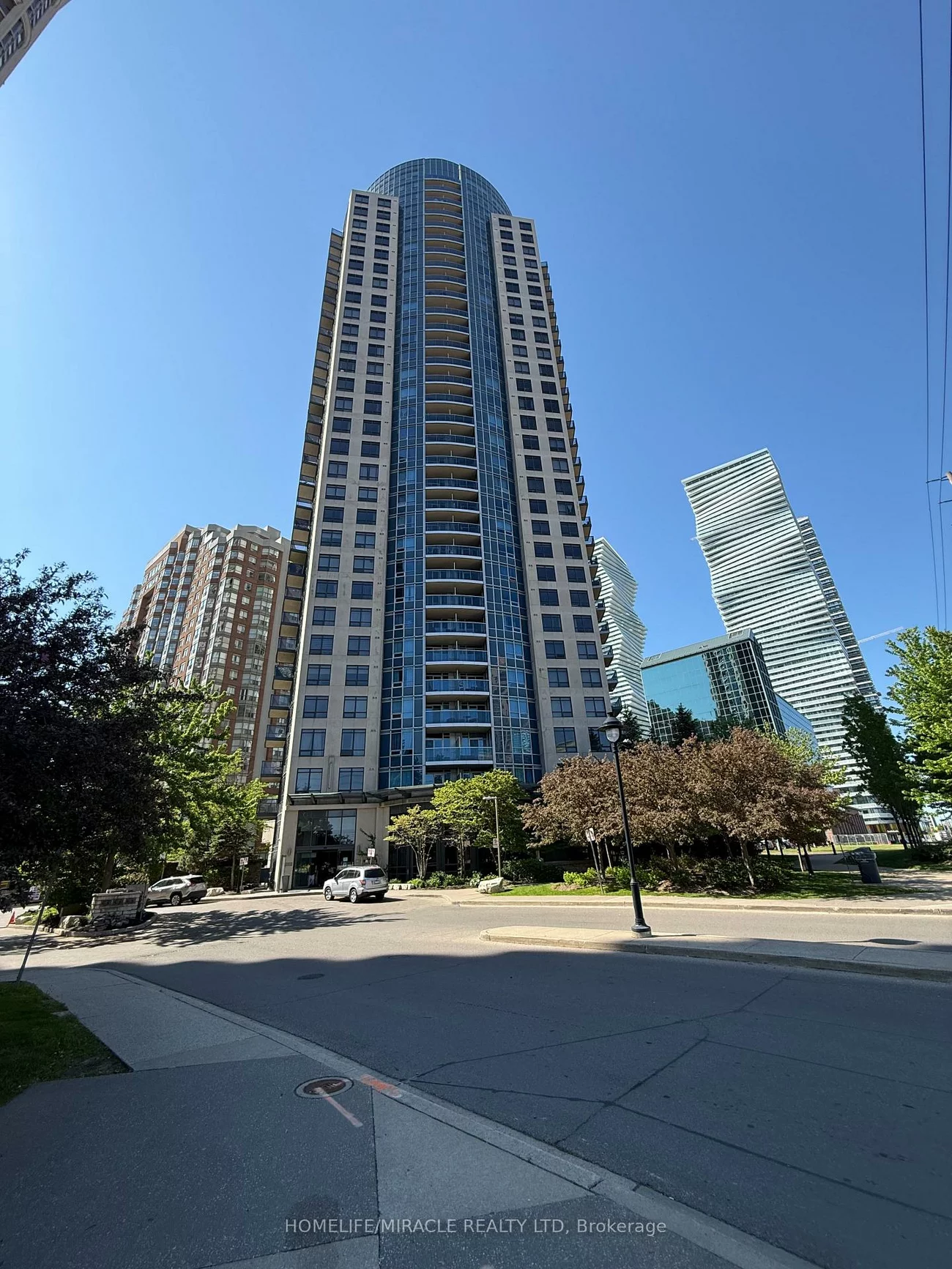 330, Burnhamthorpe, City Centre, Mississauga