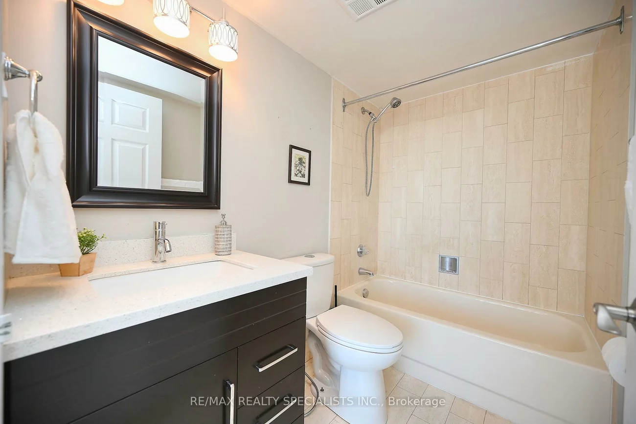 285, Enfield, City Centre, Mississauga