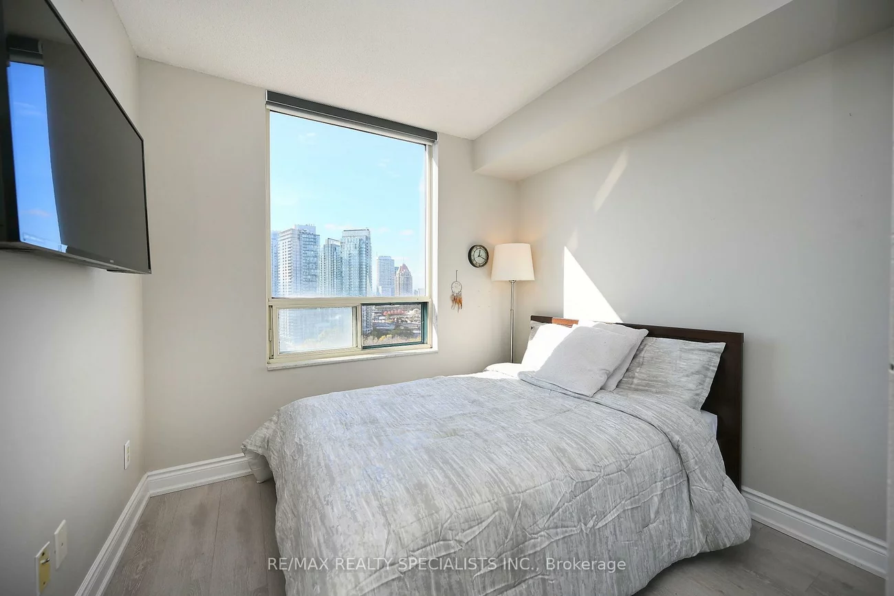 285, Enfield, City Centre, Mississauga