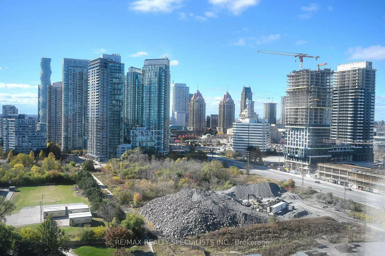 285, Enfield, City Centre, Mississauga