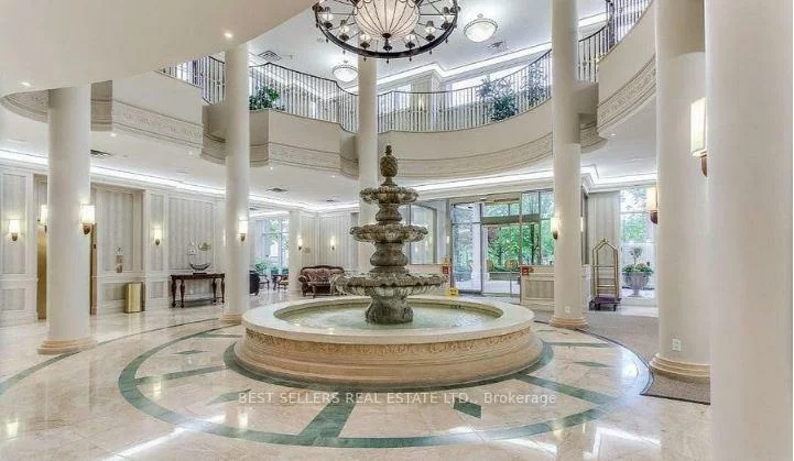 25, Kingsbridge Garden, Hurontario, Mississauga