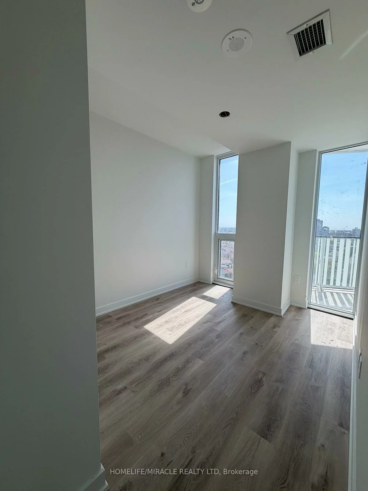 1, Fairview, Mississauga Valleys, Mississauga