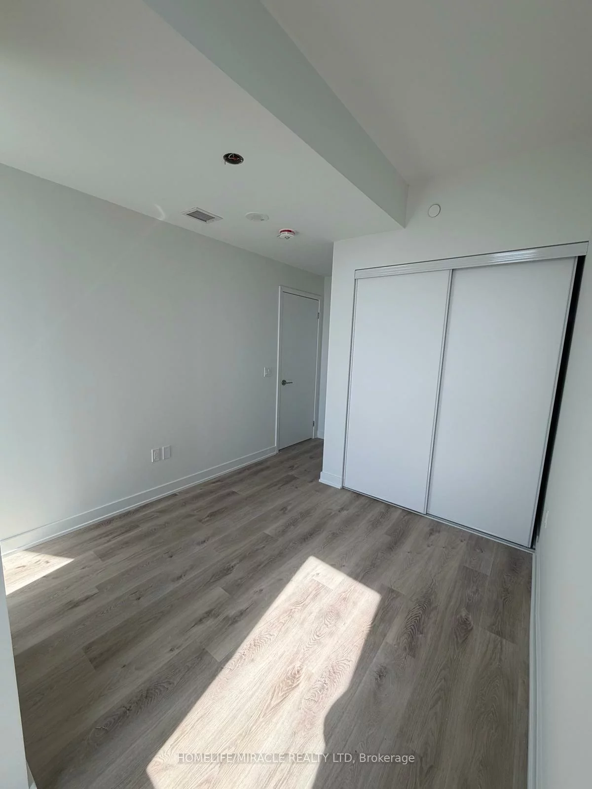 1, Fairview, Mississauga Valleys, Mississauga