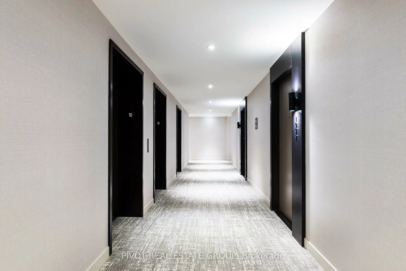 4023, The Exchange, City Centre, Mississauga