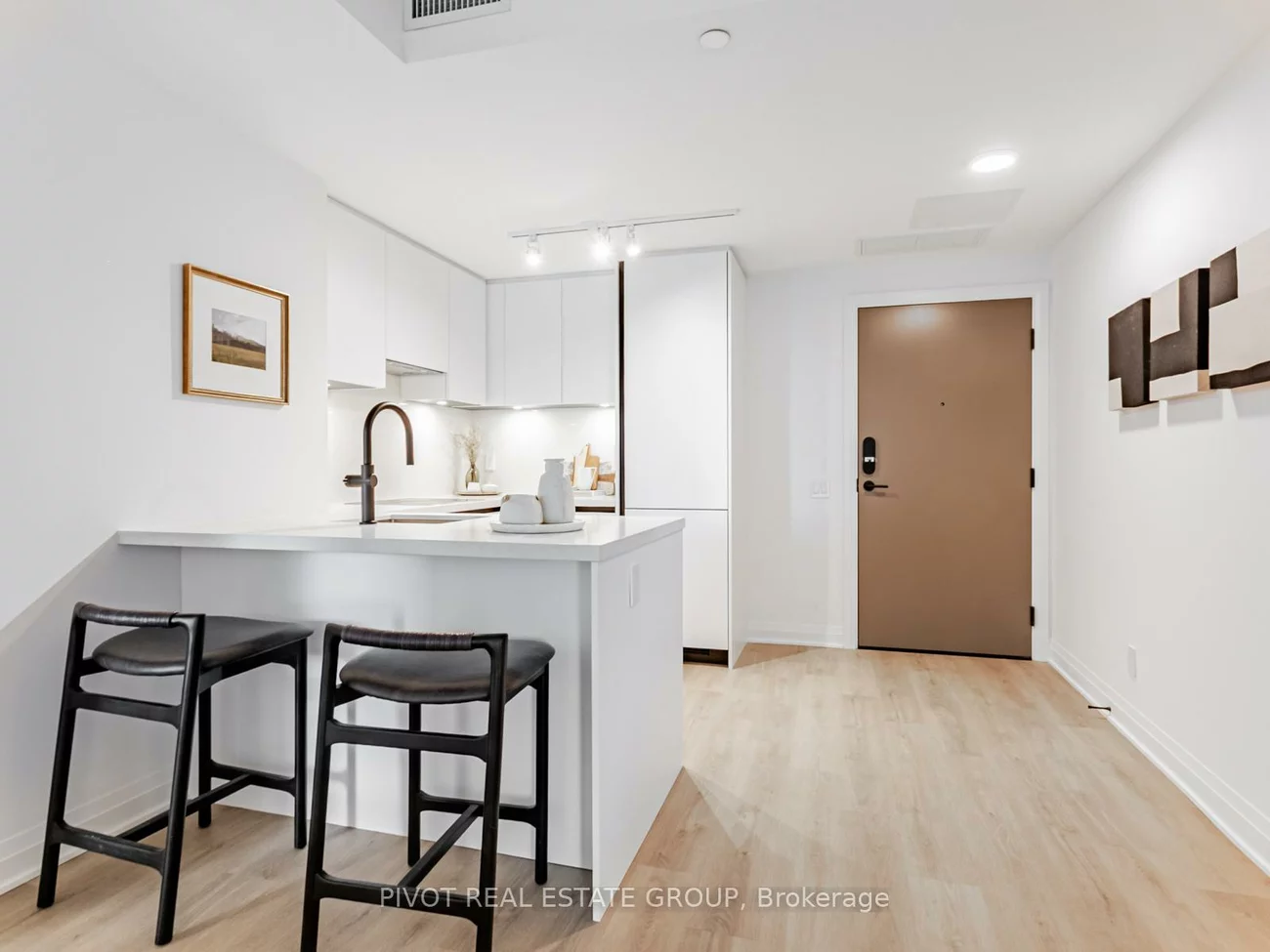 4023, The Exchange, City Centre, Mississauga