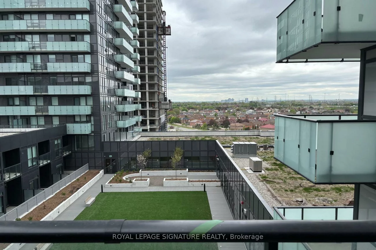 430, Square One, City Centre, Mississauga