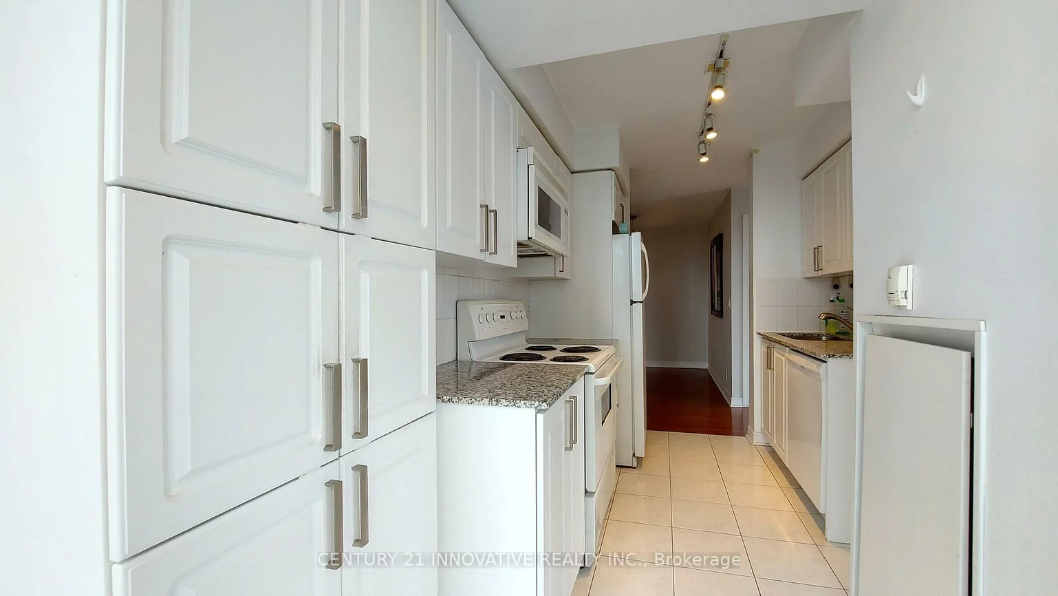 33, Elm, City Centre, Mississauga