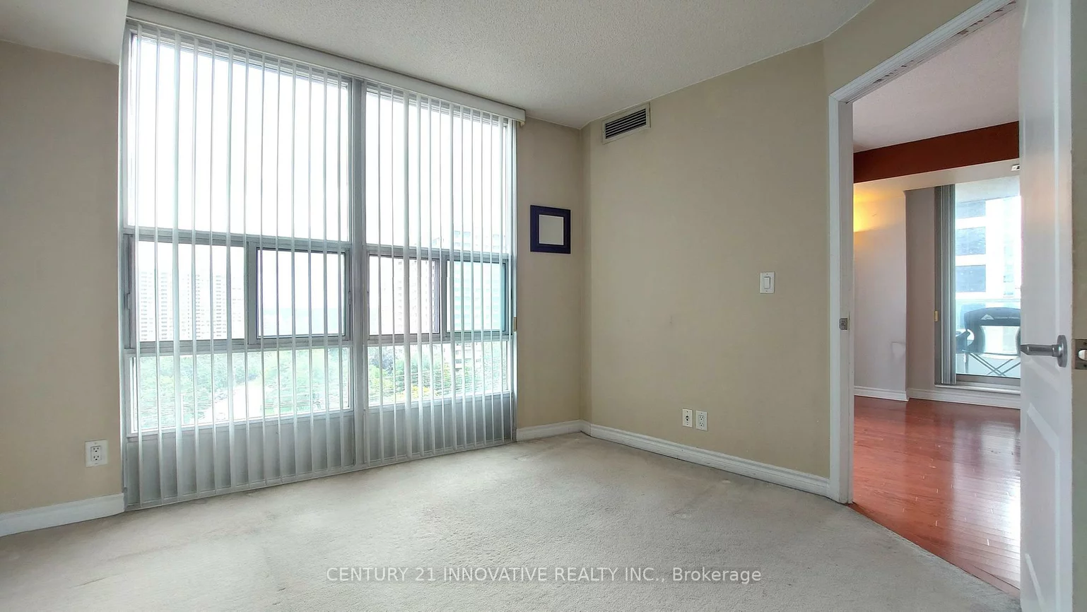 33, Elm, City Centre, Mississauga