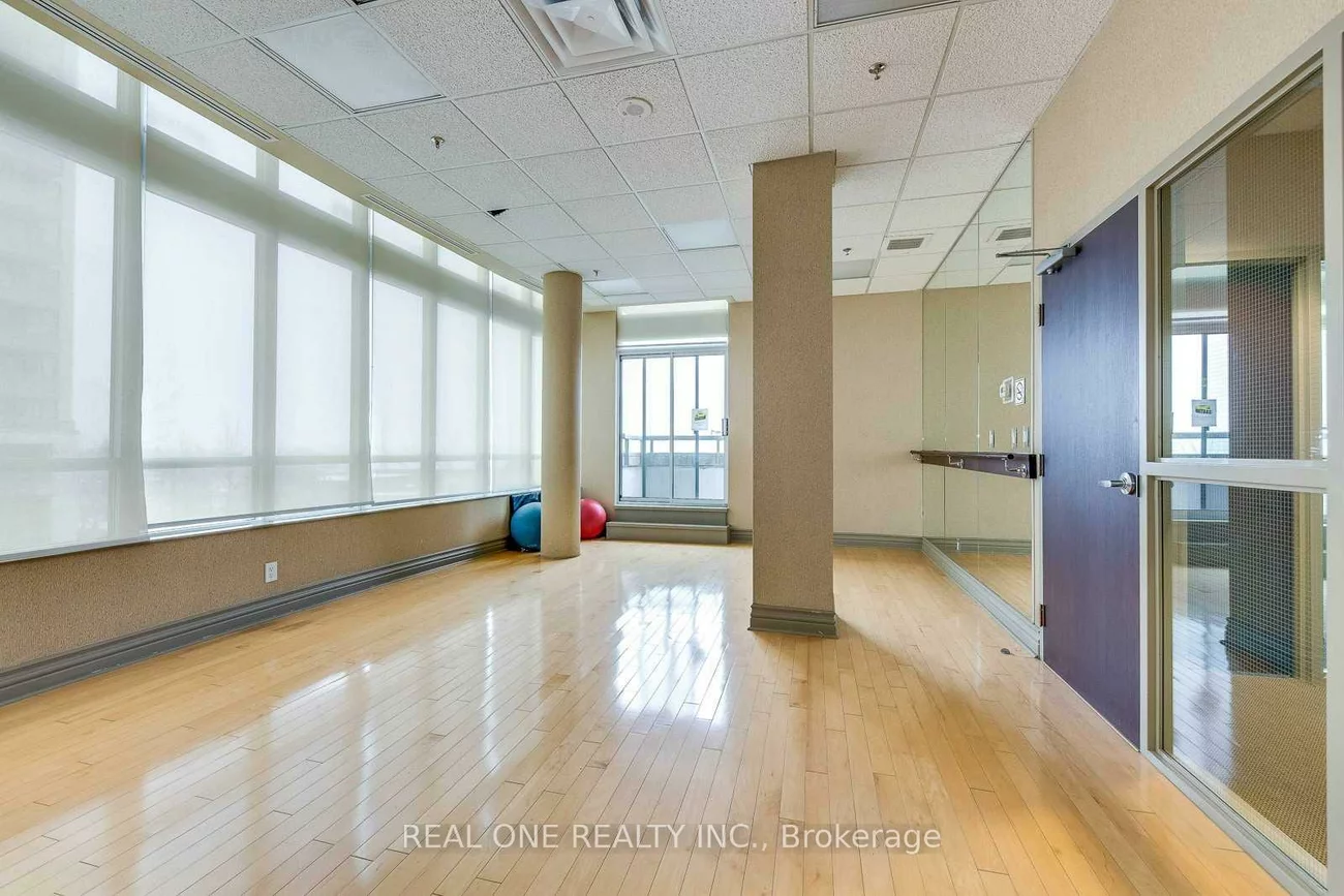 349, Rathburn, City Centre, Mississauga