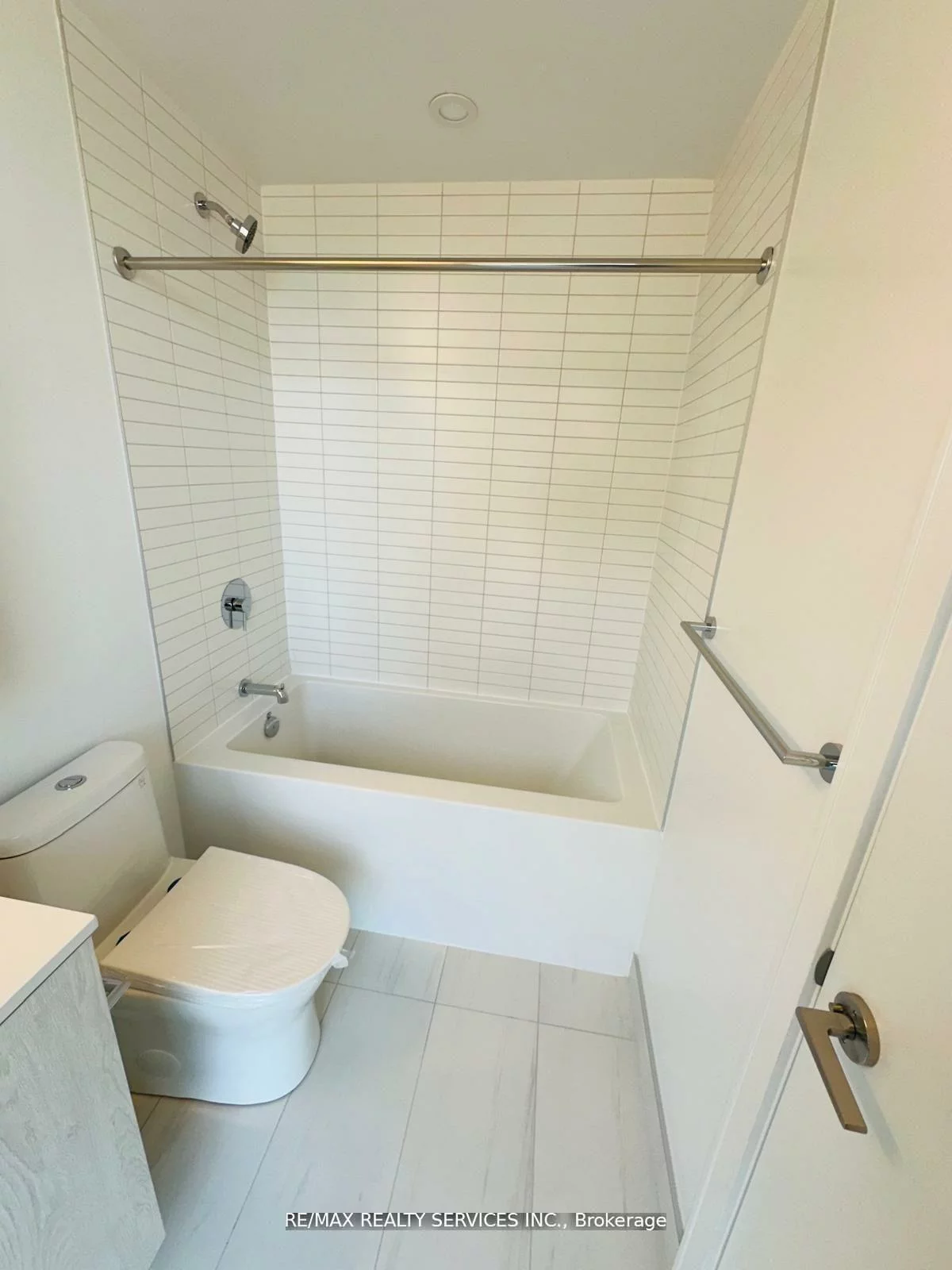 86, Dundas, Cooksville, Mississauga