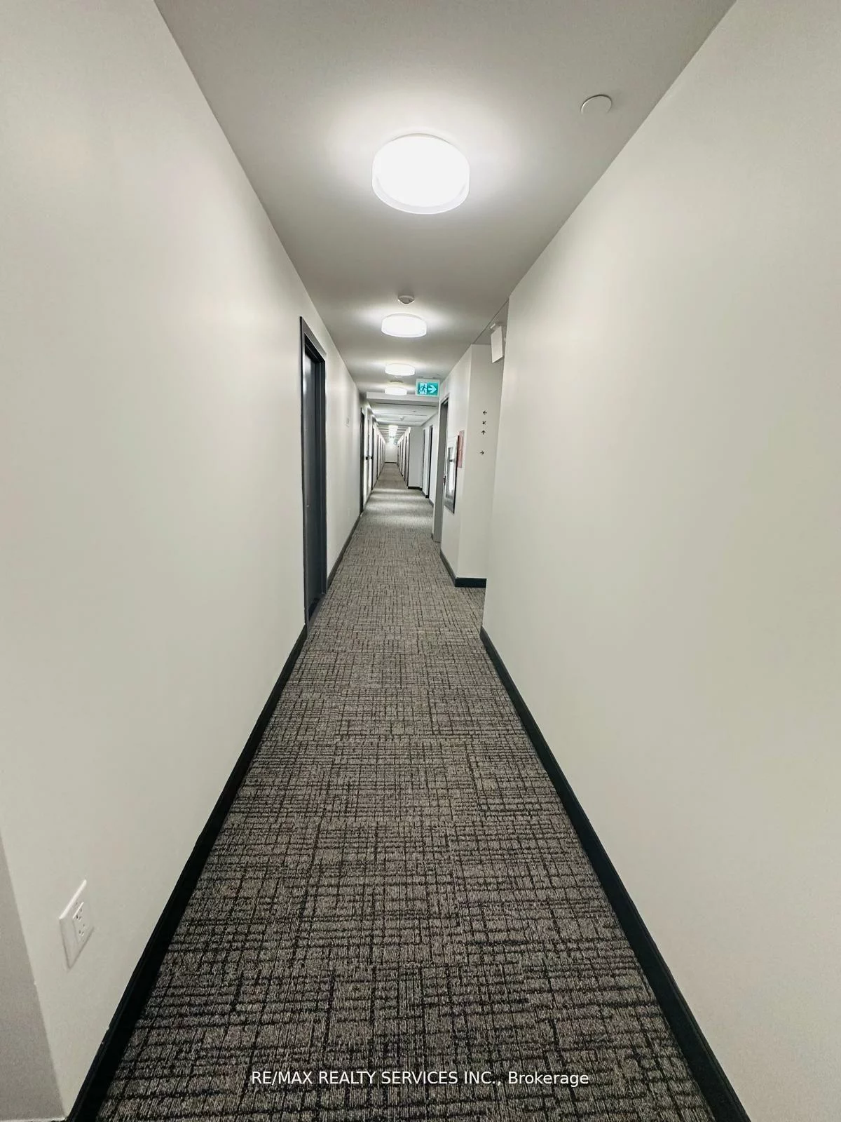 86, Dundas, Cooksville, Mississauga