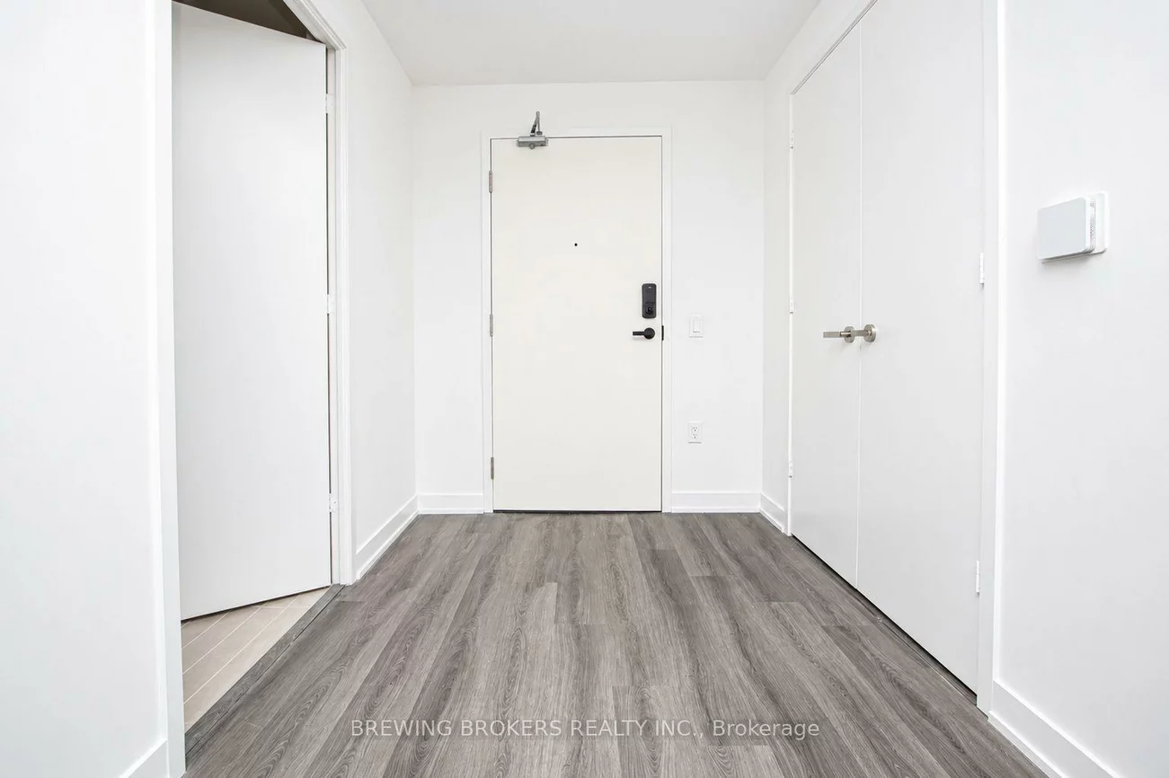 3883, Quartz, City Centre, Mississauga