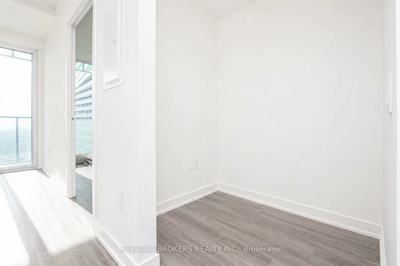 3883, Quartz, City Centre, Mississauga