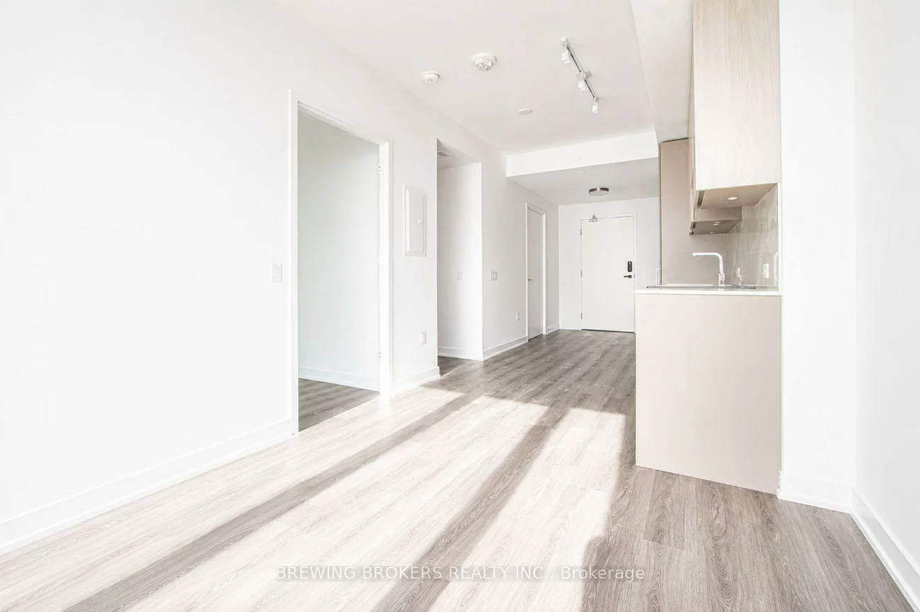 3883, Quartz, City Centre, Mississauga