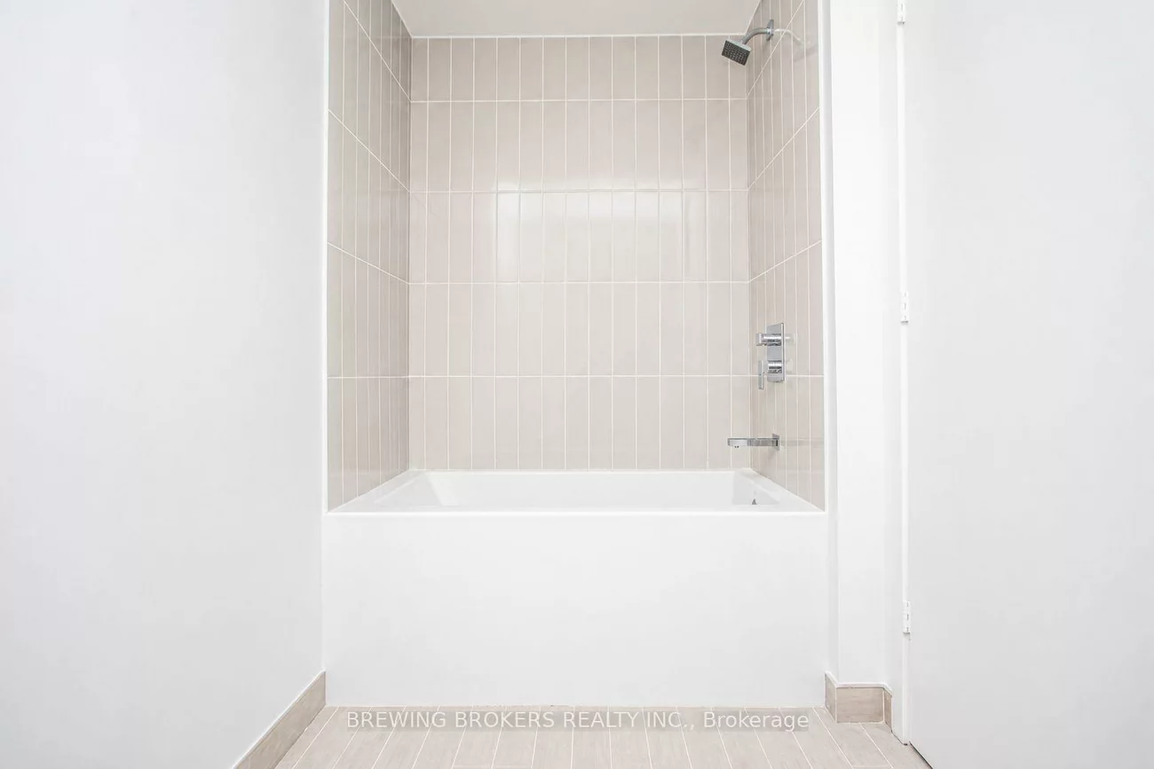 3883, Quartz, City Centre, Mississauga