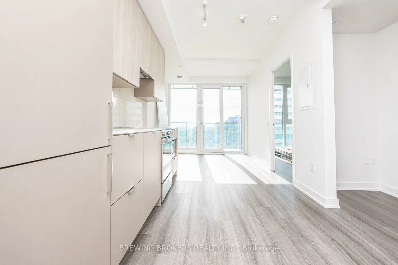 3883, Quartz, City Centre, Mississauga